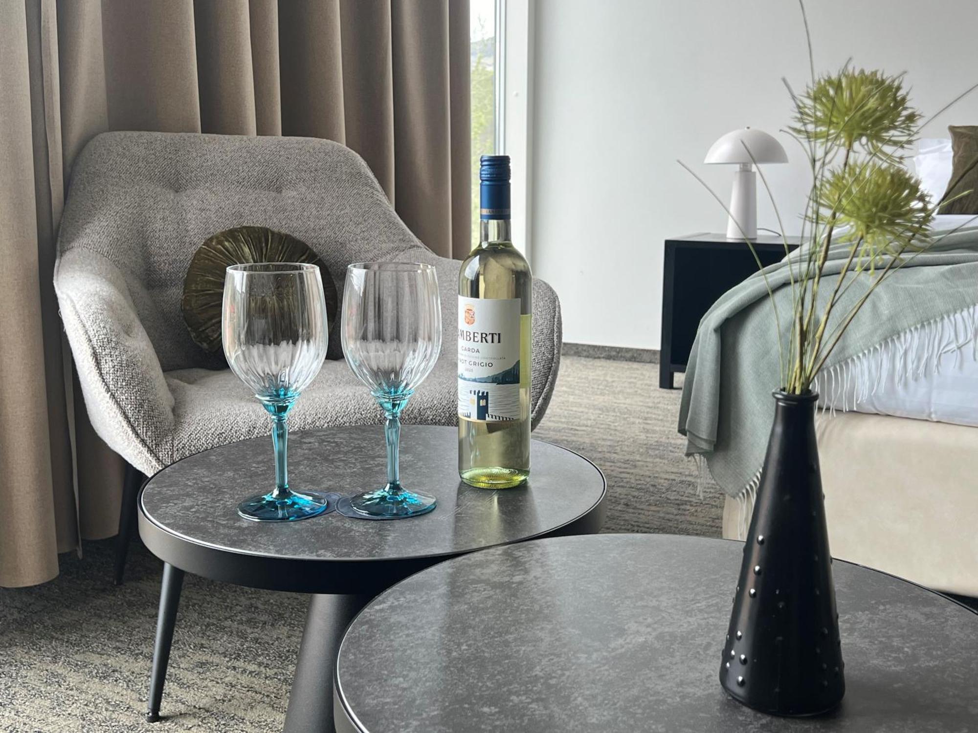 Hotel Bifroest Εξωτερικό φωτογραφία
